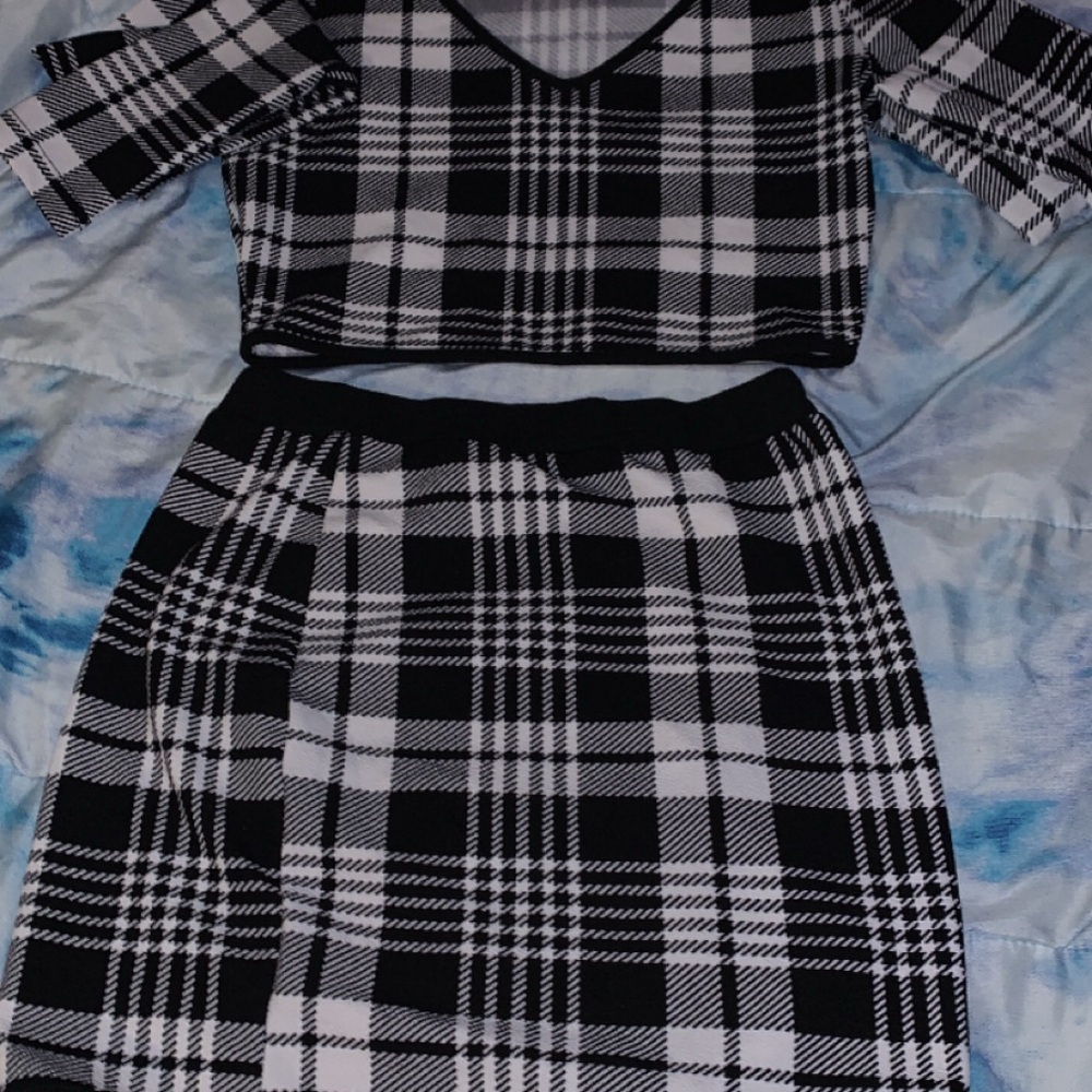 SHEIN Black and White Plaid Skirt Set